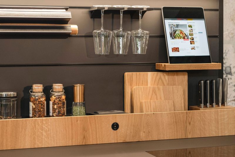 Insel Plus Kitchen Island Features Suspension Storage Shelves