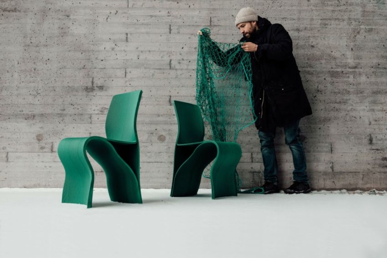 3DPrinted Kelp Chair is Made of Recycled Fishing Nets and Wood Fiber