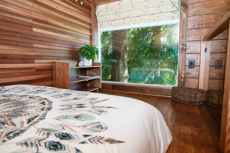 These are Most Wishlisted Treehouse Rentals on Airbnb in 2021