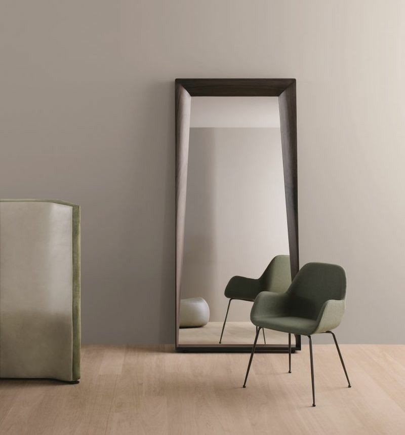 The 75kg Panis Mirror Would Stand in Your Room as an Illusionary Door