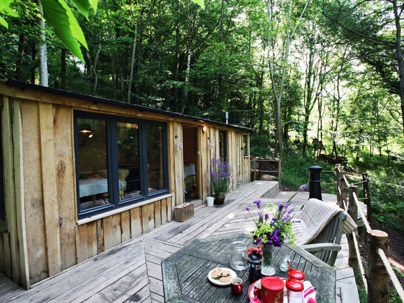 This Tiny Wooden Cabin in Abergavenny, Wales is Close to Nature but not So Far from City