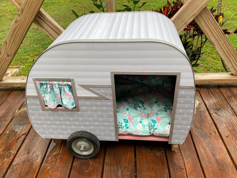 Dog House Camper by CreativeFarmGirl on Etsy