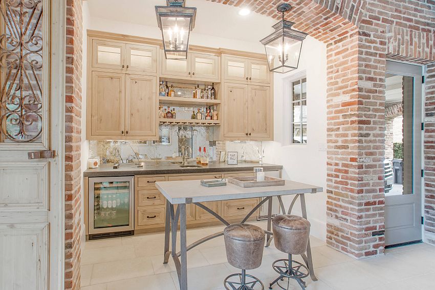 Lovely kitchen rolls farmhouse and industrial styles into one