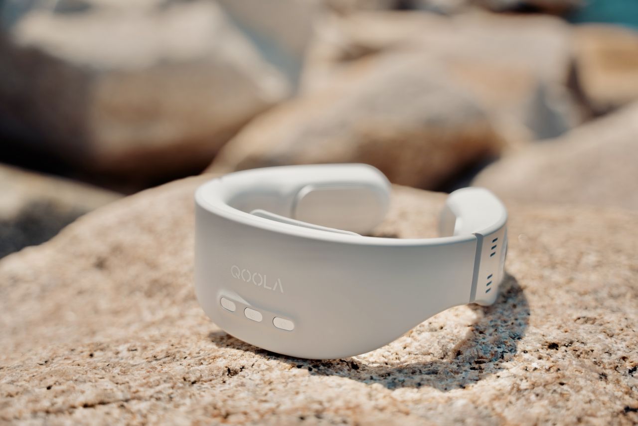 QOOLA is a Lightweight and Ergonomic Wearable Air Conditioner