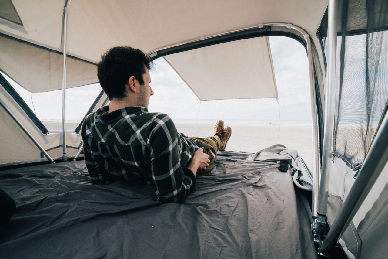 This Recyclable Car Rooftop Tent Can be Set Up in 60 Seconds new featured