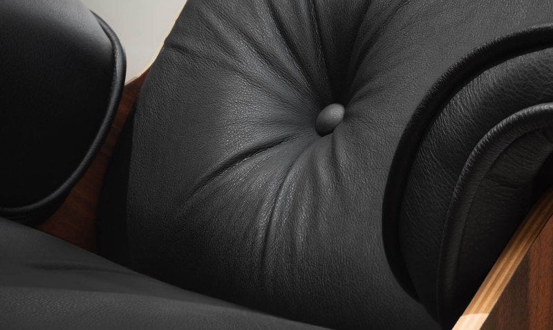 Tufted Leather upholstery for Eames Lounger