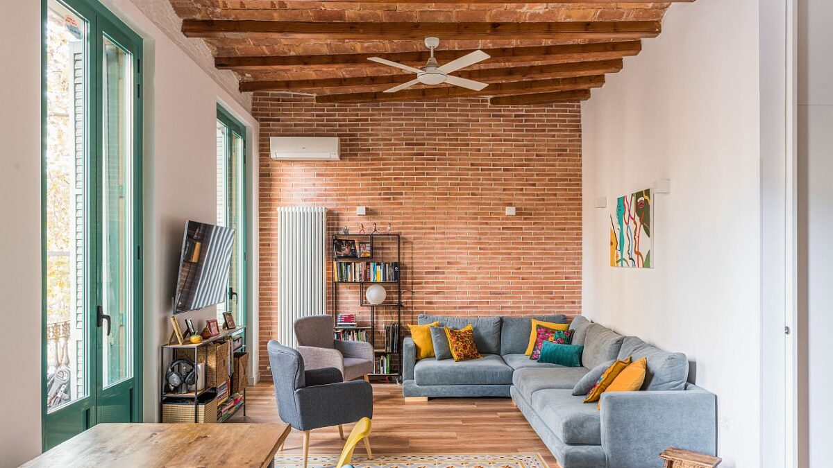Exposed Brick Wall Living Room Ideas: Modern and Timeless