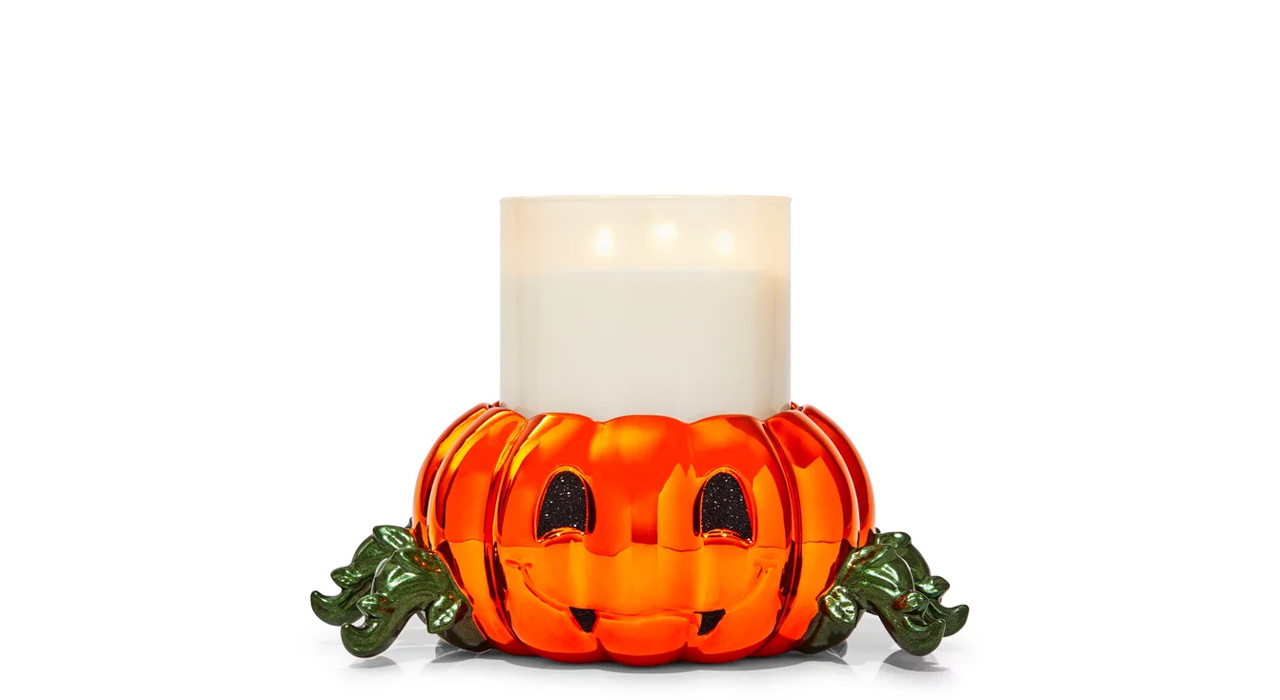 Bath and Body Works Halloween 2022 collection - Pumpkin Spider 3-Wick Candle Pedestal