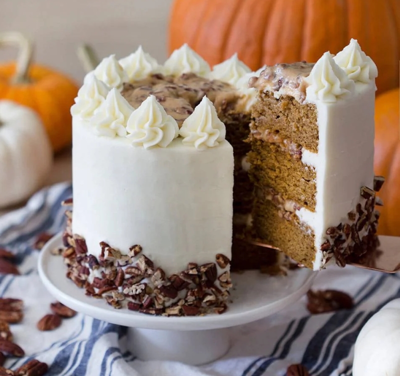 Pumpkin Pecan Cake Halloween 