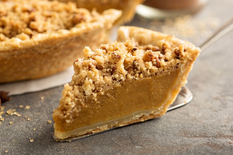 Ginger Streusel Pumpkin Pie Halloween 