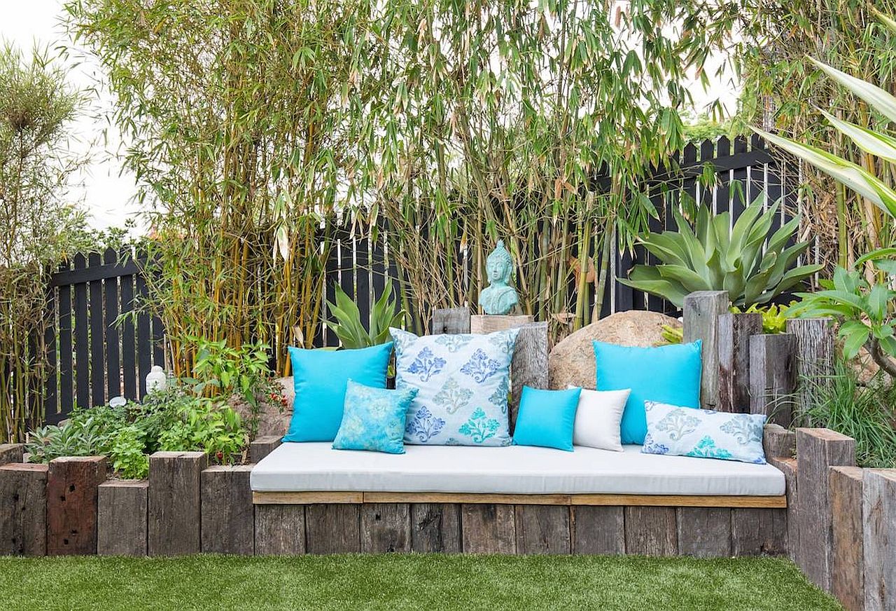 Turn the garden into a relaxing hangout