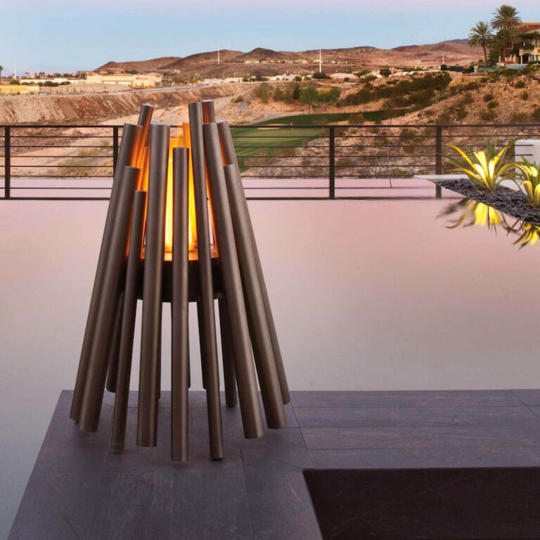 Stix Portable Fire Pit Evokes Comfort and Mood of Campfire