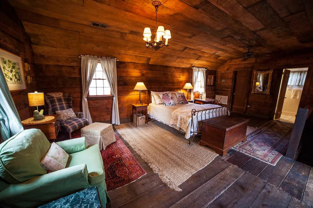 Ten Most Haunted Airbnbs In The US