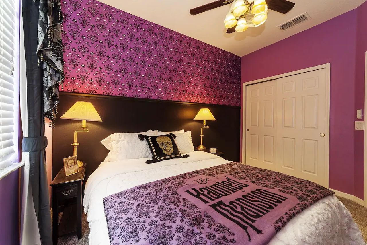 13 Most Haunted Airbnbs in the US You Shouldn't Visit