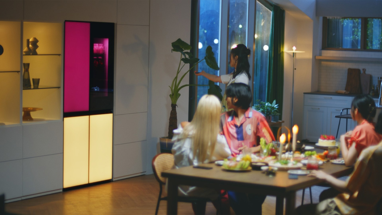 LG’s MoodUP Refrigerator Will Lift Moods With Color-Changing Doors