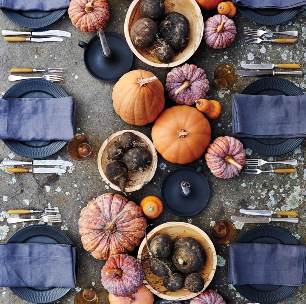25 Halloween Table Decoration Ideas You Must Try