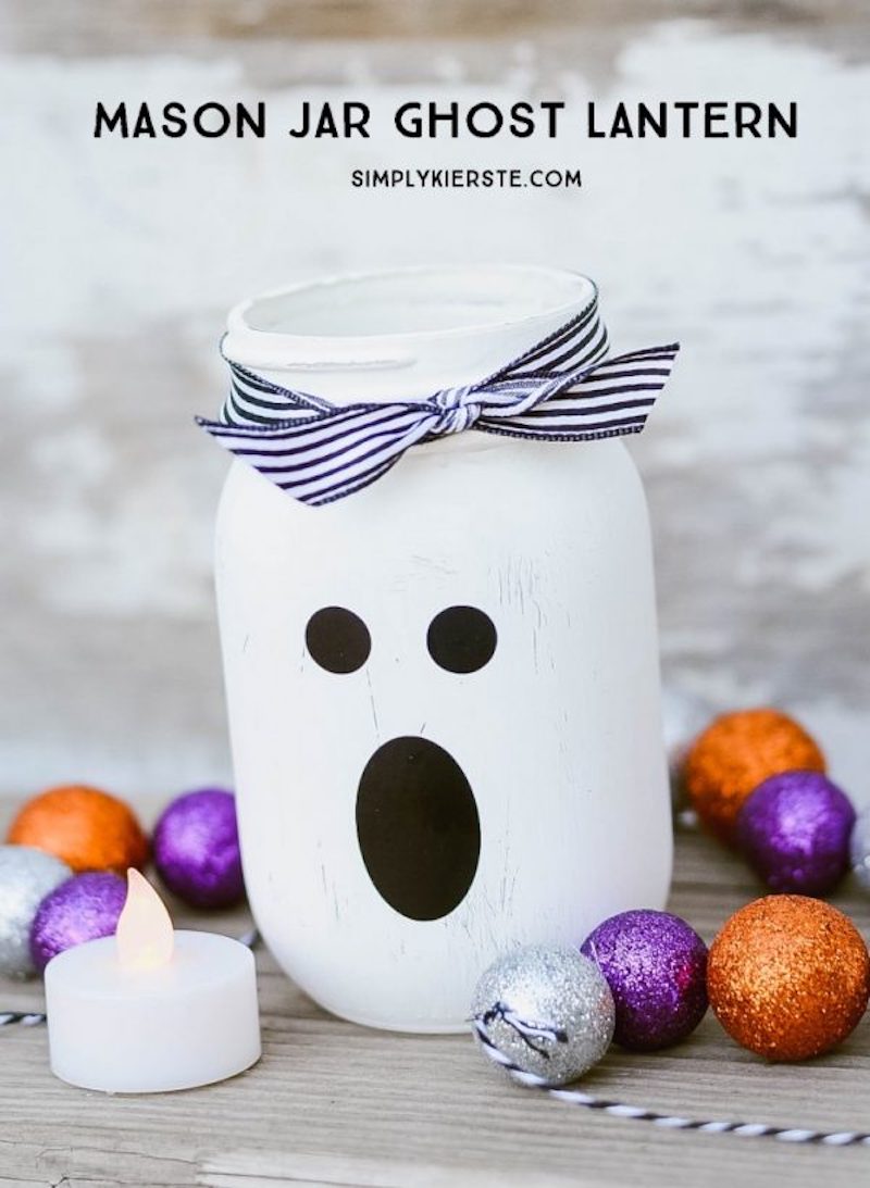 Mason Jar Ghost Lantern 