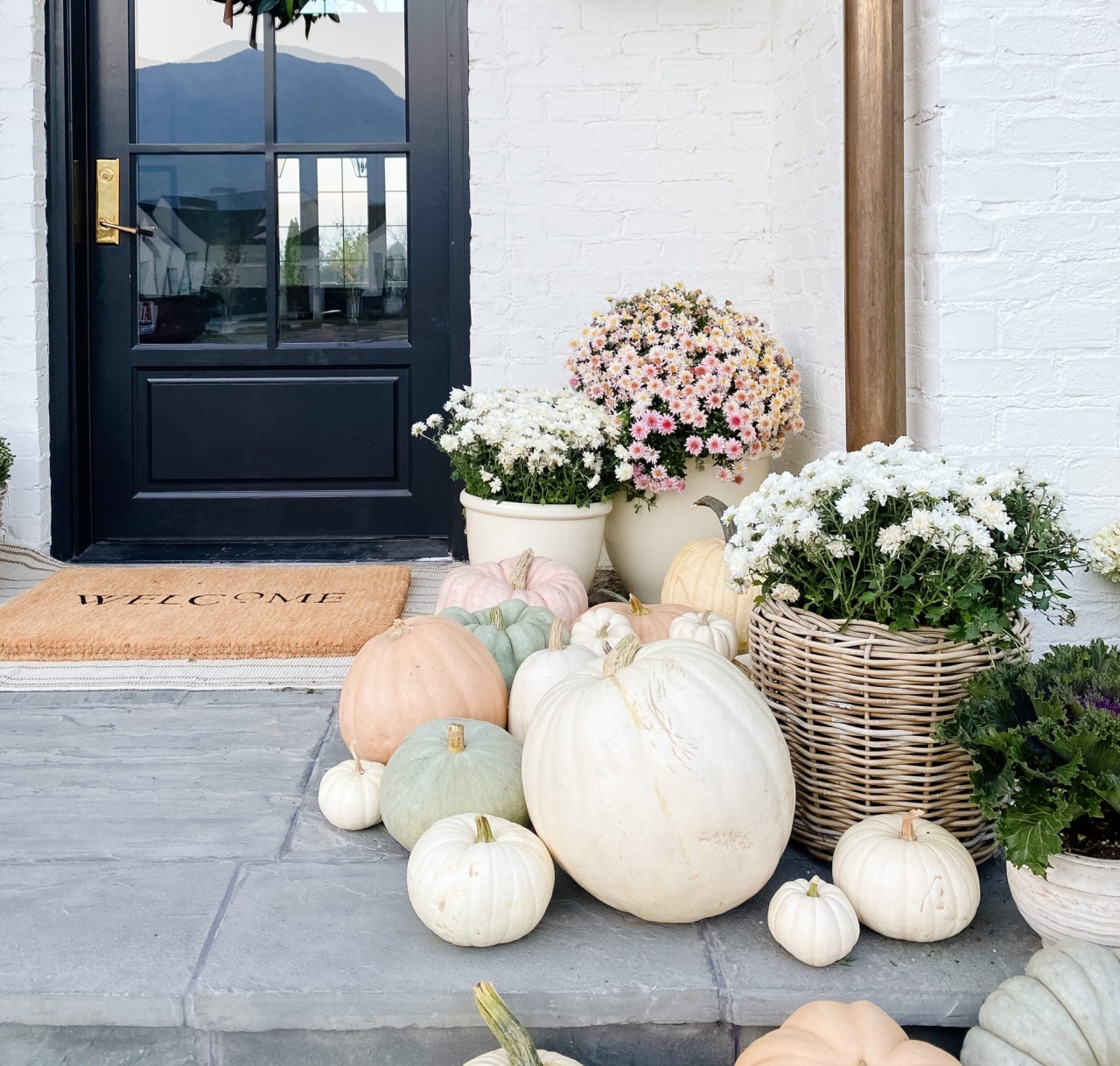 front Porch fall Decorating Ideas - Pumpkins and Chrysanthemum