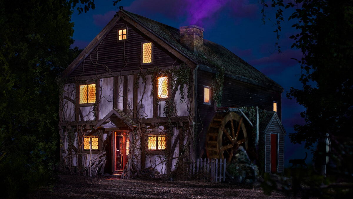 Sanderson Sisters' Hocus Pocus Cottage is Rentable on Airbnb