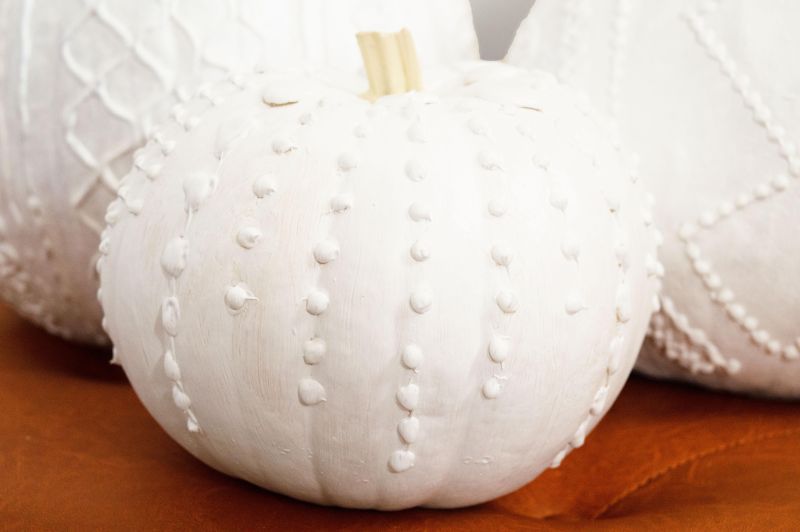 Halloween pumpkins with cable knit texture  