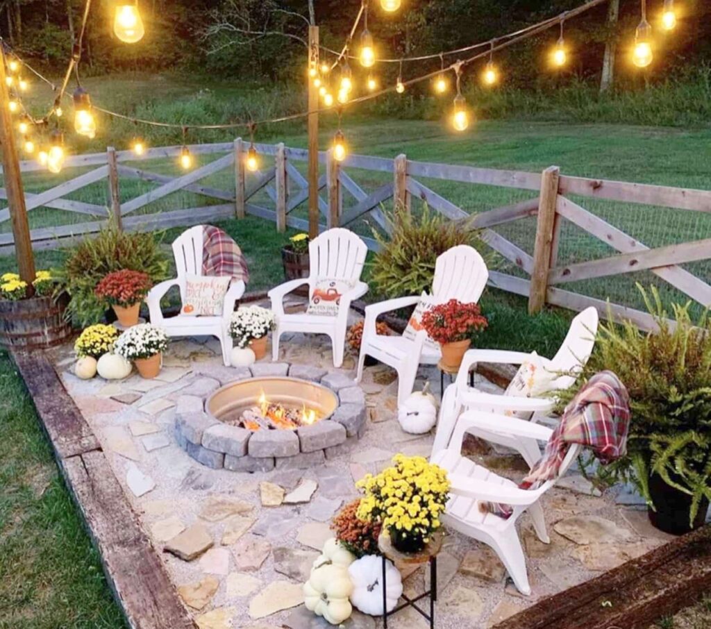 Dreamy fire pit for fall decor 