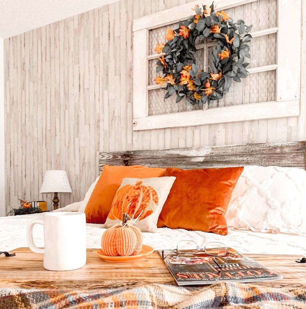 wreath with autumnal color palette in bedroom 