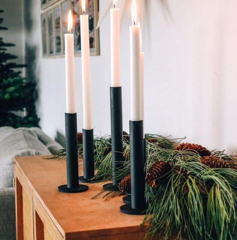 25+ Diy Christmas Candle Holders