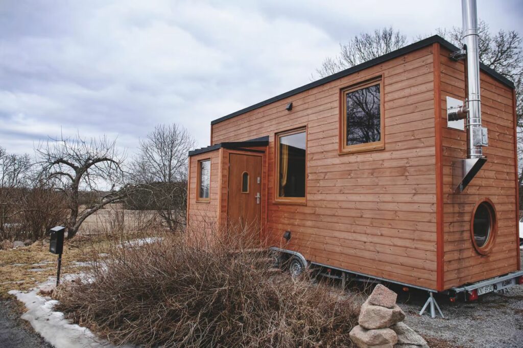 Elise tiny house by Vagabond Haven