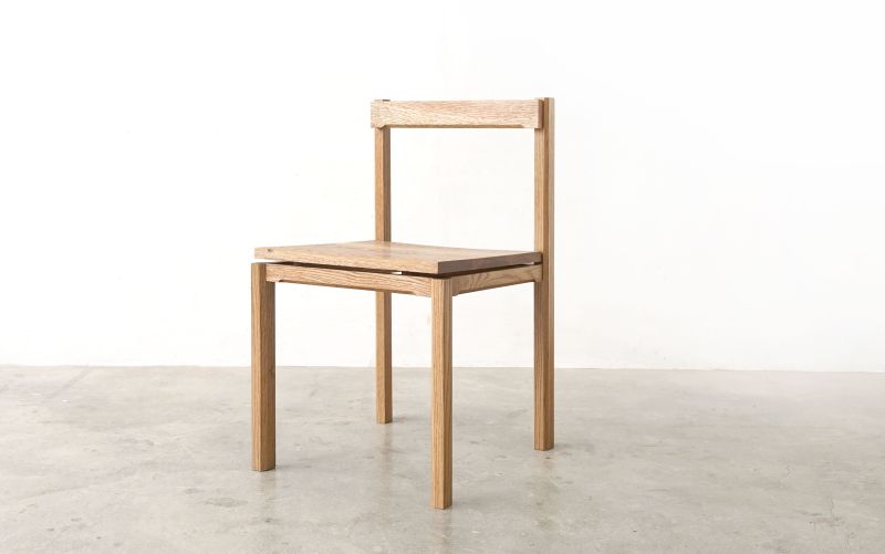 Floating Top Chair by Kobeomsuk Furniture