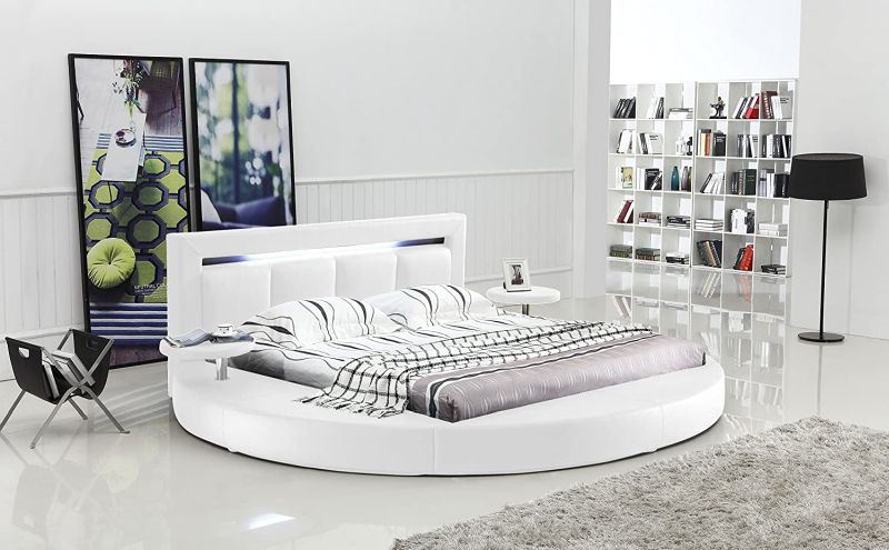 unique rounded bed 