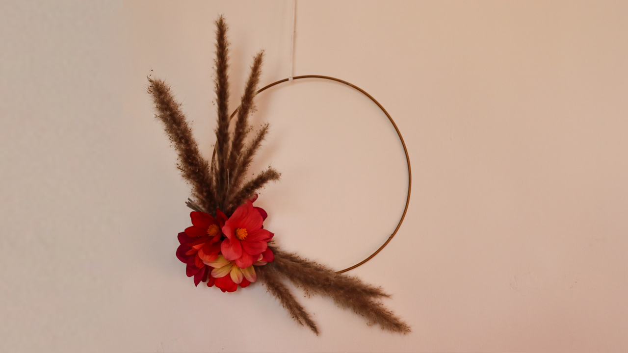 Wire-Frame-Wreath-in-Two-Minutes