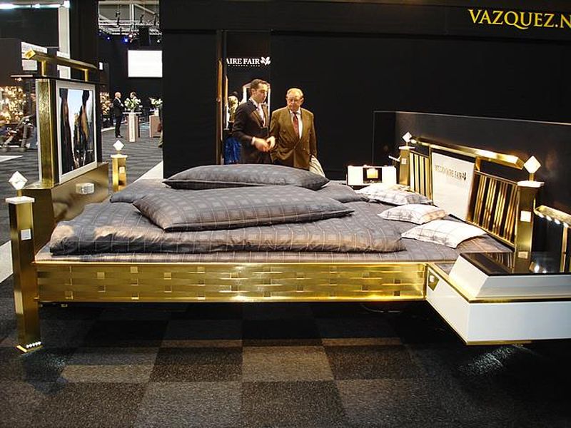 unique Golden bed by Jado Steel 