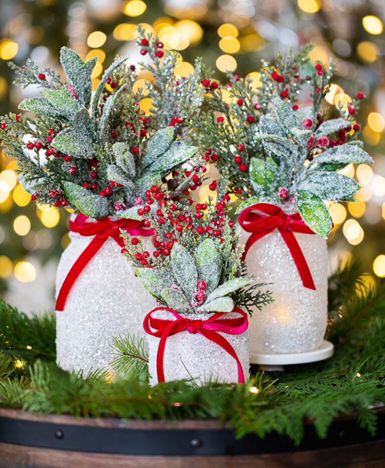 15 DIY Mason Jar Centerpieces for Christmas