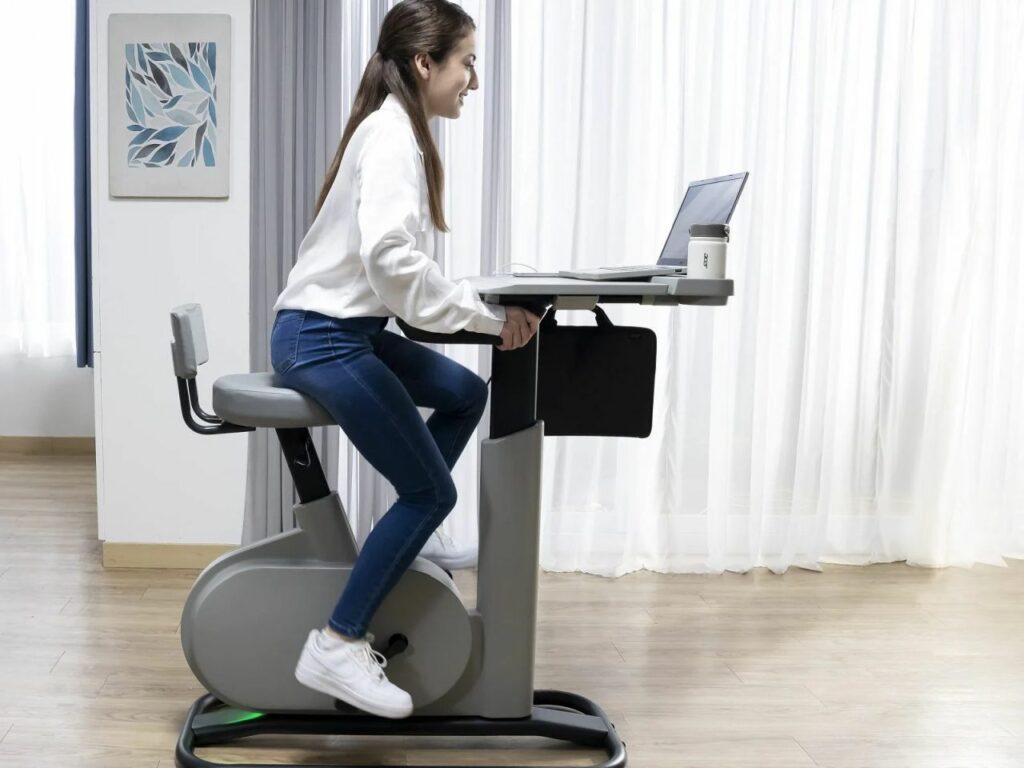 Acer's eKinekt BD3 Bike Desk