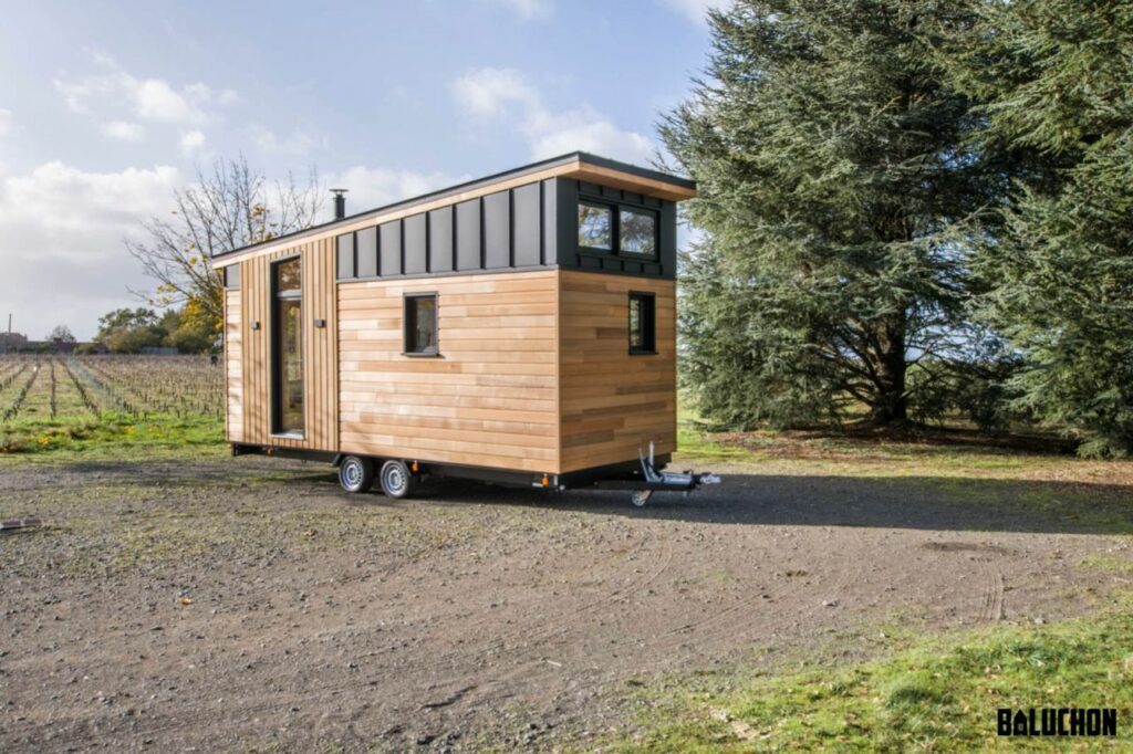 Raev tiny house exterior by Baluchon