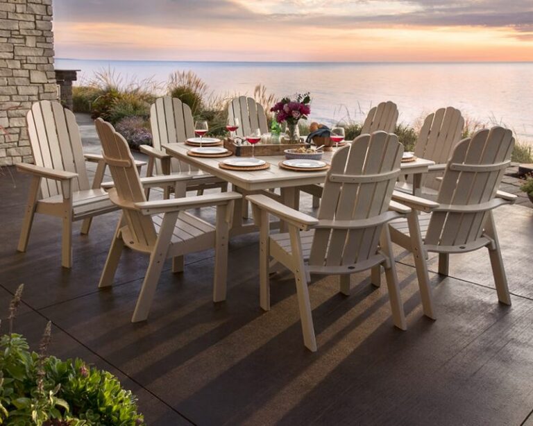 Pros and Cons of Polywood Outdoor Furniture