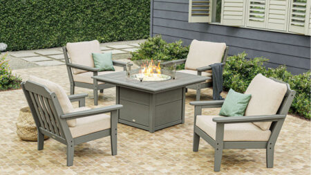 Pros and Cons of Polywood Outdoor Furniture