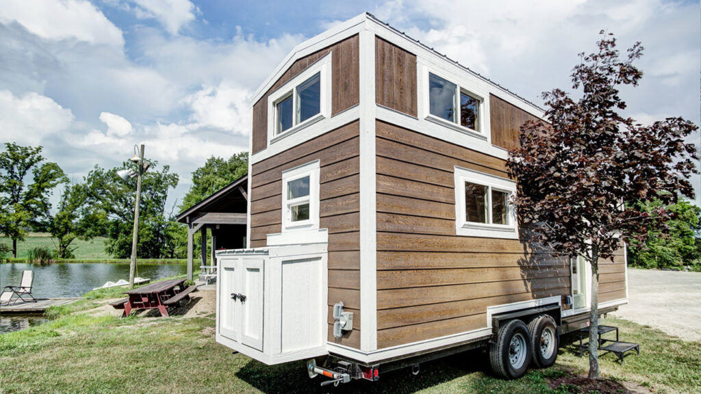 Clover-Tiny-House-1