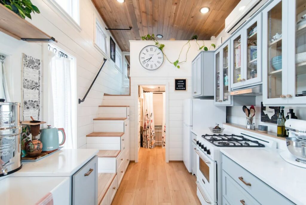 Jen’s 34′ x 10′ Tiny Home interior