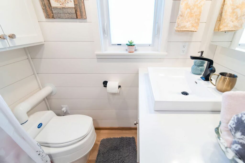 Jen’s 34′ x 10′ Tiny Home toilet