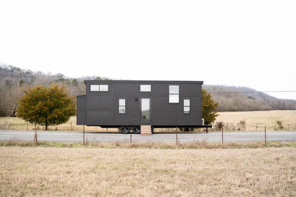 Ocoee tiny house on wheels exterior