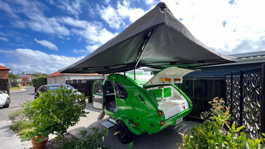 The-Bubble-Caravan-Awning