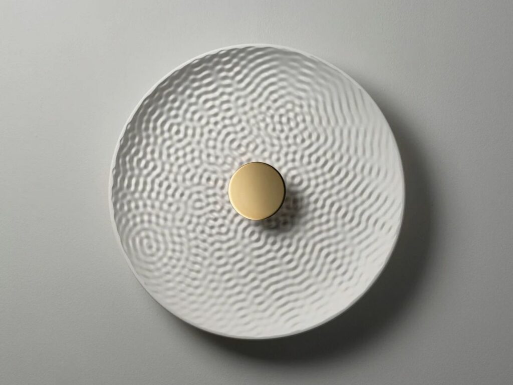 This Unique Lamp Mimics Water Ripples Effect in Plaster