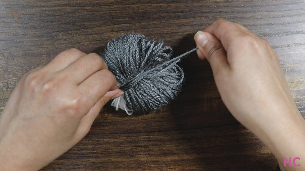 Tie-the-skeins-in-the-middle-tightly