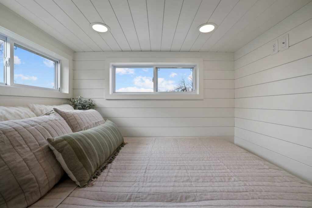 Bedroom of Ulla-Carin tiny house