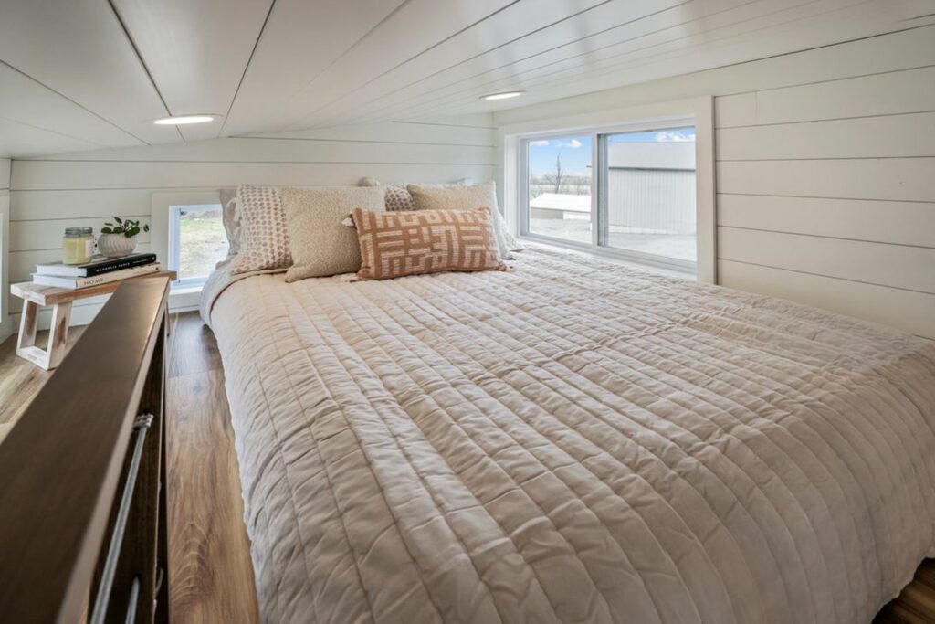 Loft bedroom of Ulla-Carin tiny house