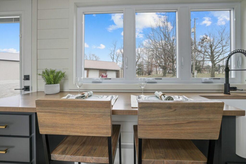 Windows of Ulla-Carin tiny house