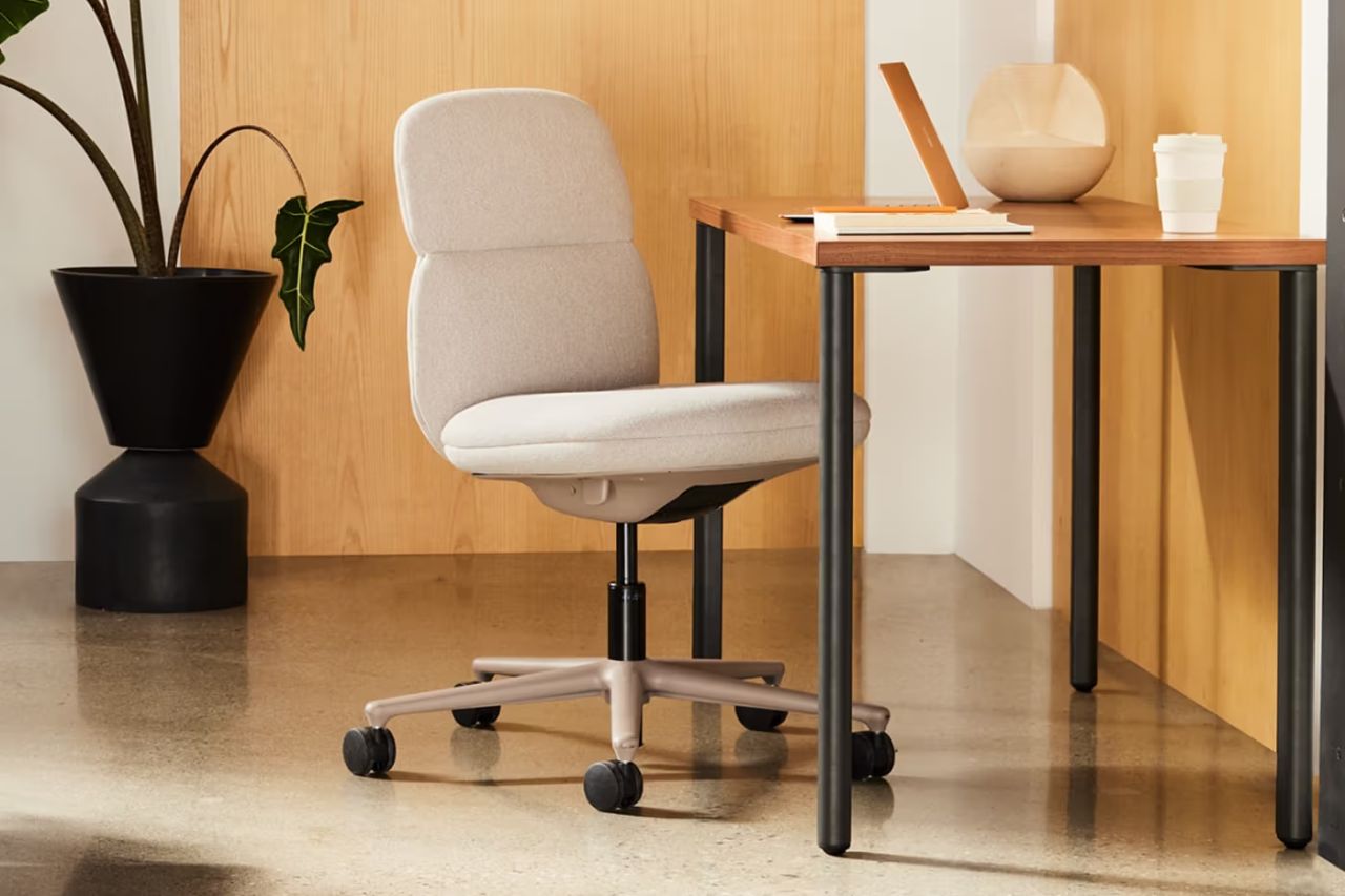 Asari Chair by Herman Miller is Paradigm of Form and Functionality