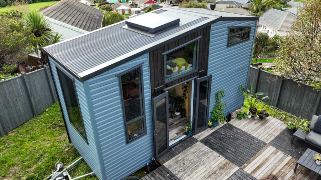 Tattoo Artist design an artistic tiny house for himself in Wellington