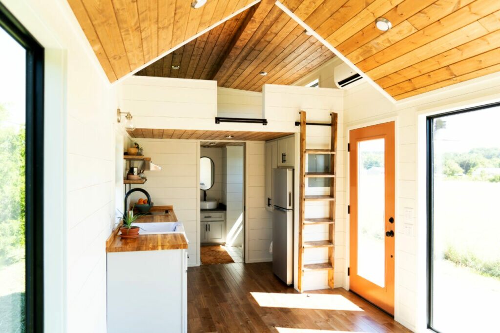 Etowah tiny house interior-1